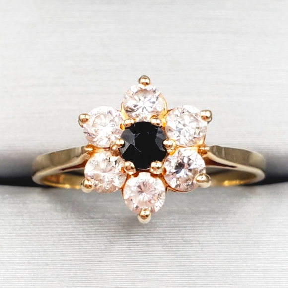 9k Solid Yellow Gold Genuine Dark Blue Sapphire & Diamond Flower Ring - Picture 9 of 9